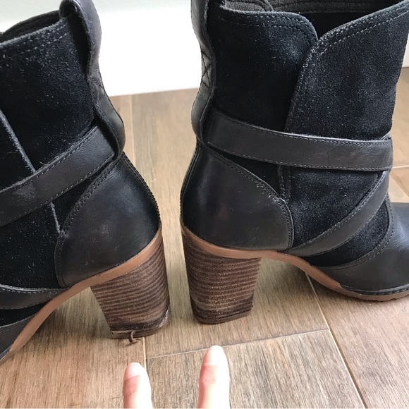 Cute Timberland Black Boots with Heel - Women’s Size 7 / 38 EU - Picture 13 of 14